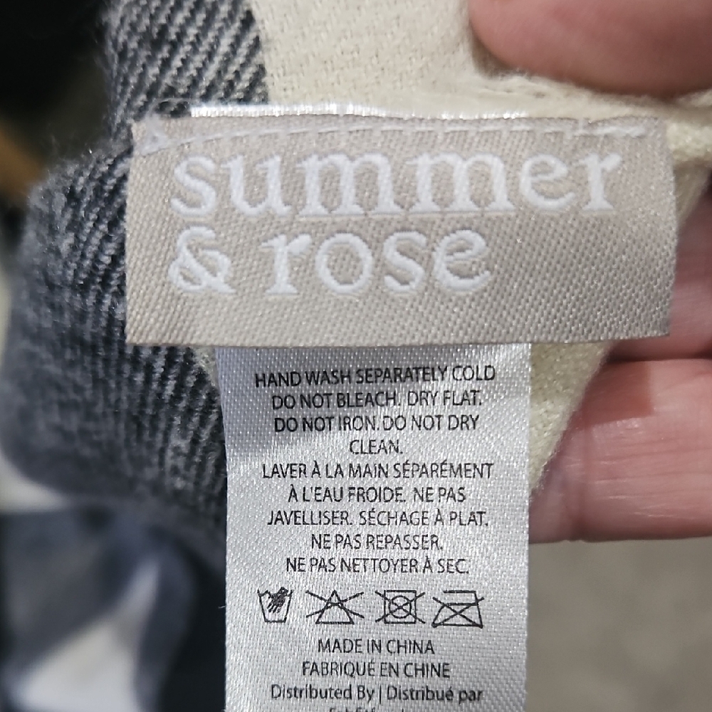 Summer & Rose Black and White Plaid Scarf / Shawl - Picture 2 of 6